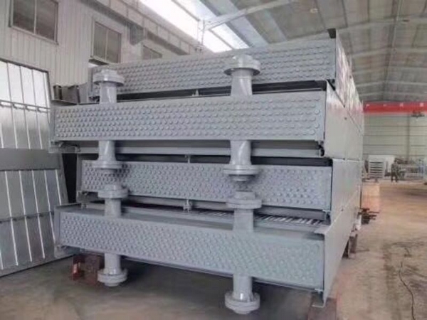 small4_15833989893417921