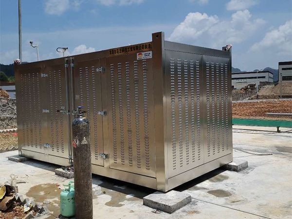 small4_16149245156939176